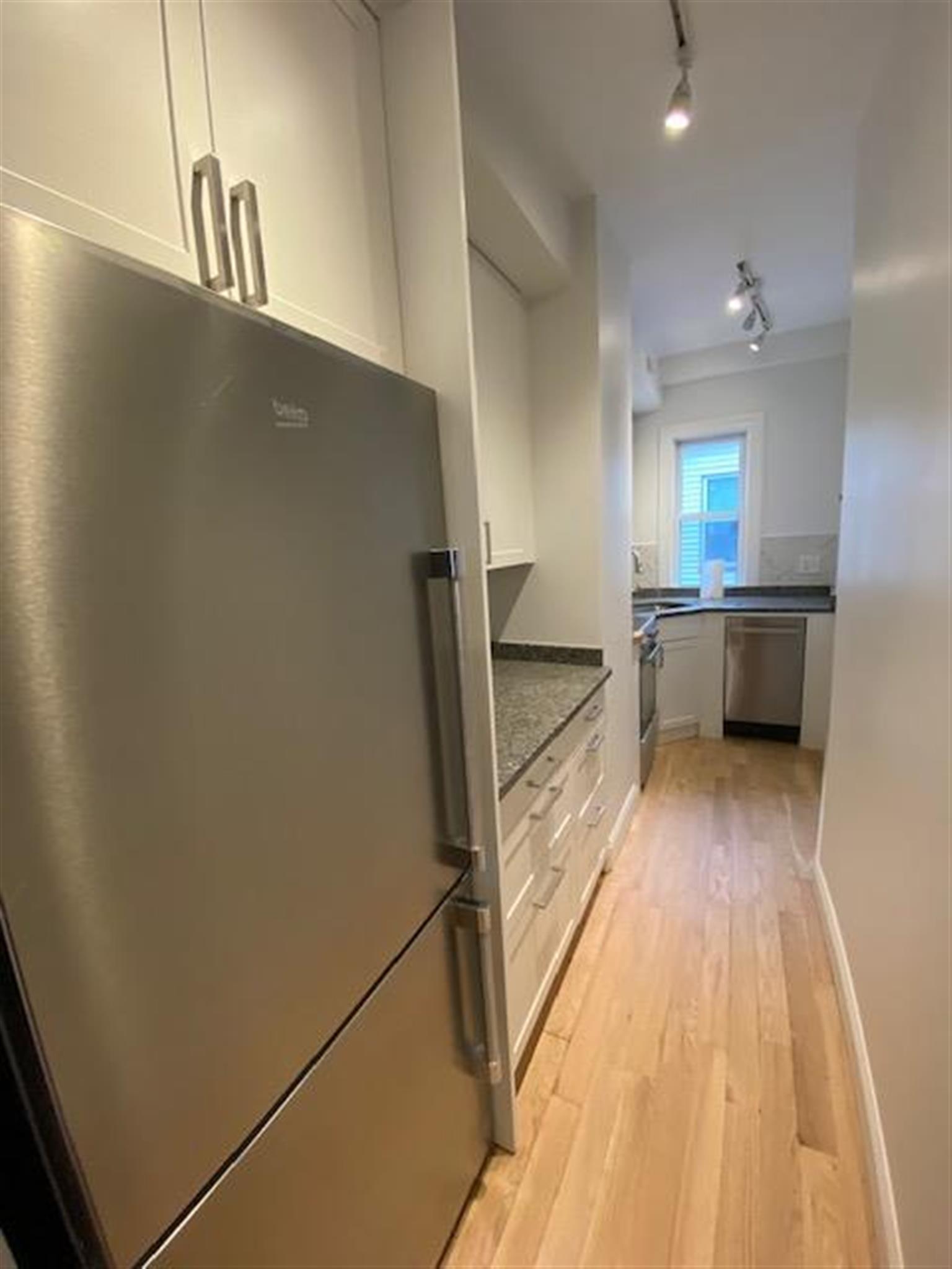 37 Spencer Ave, Davis Square