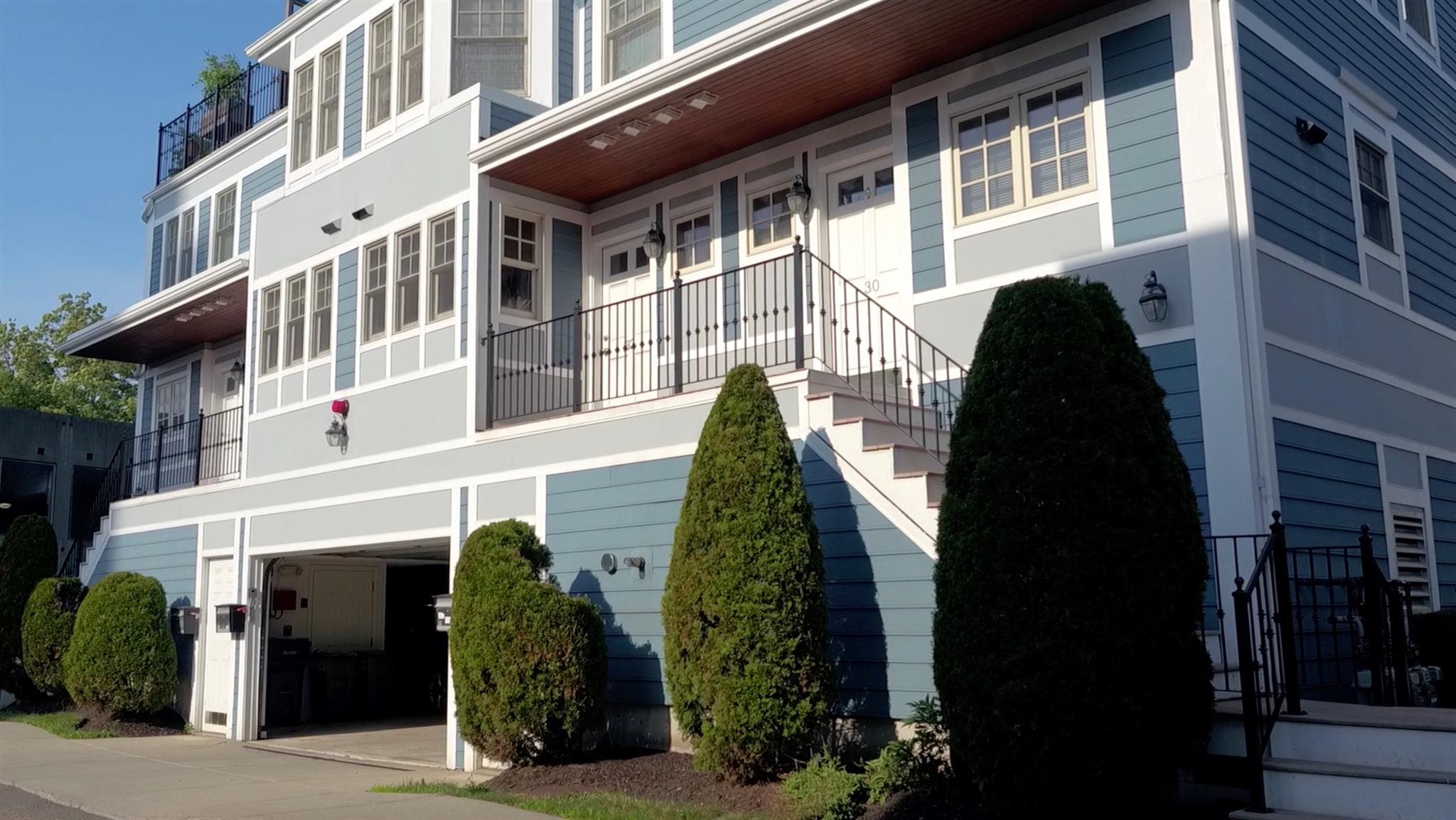 32 Elmer St, Harvard Square