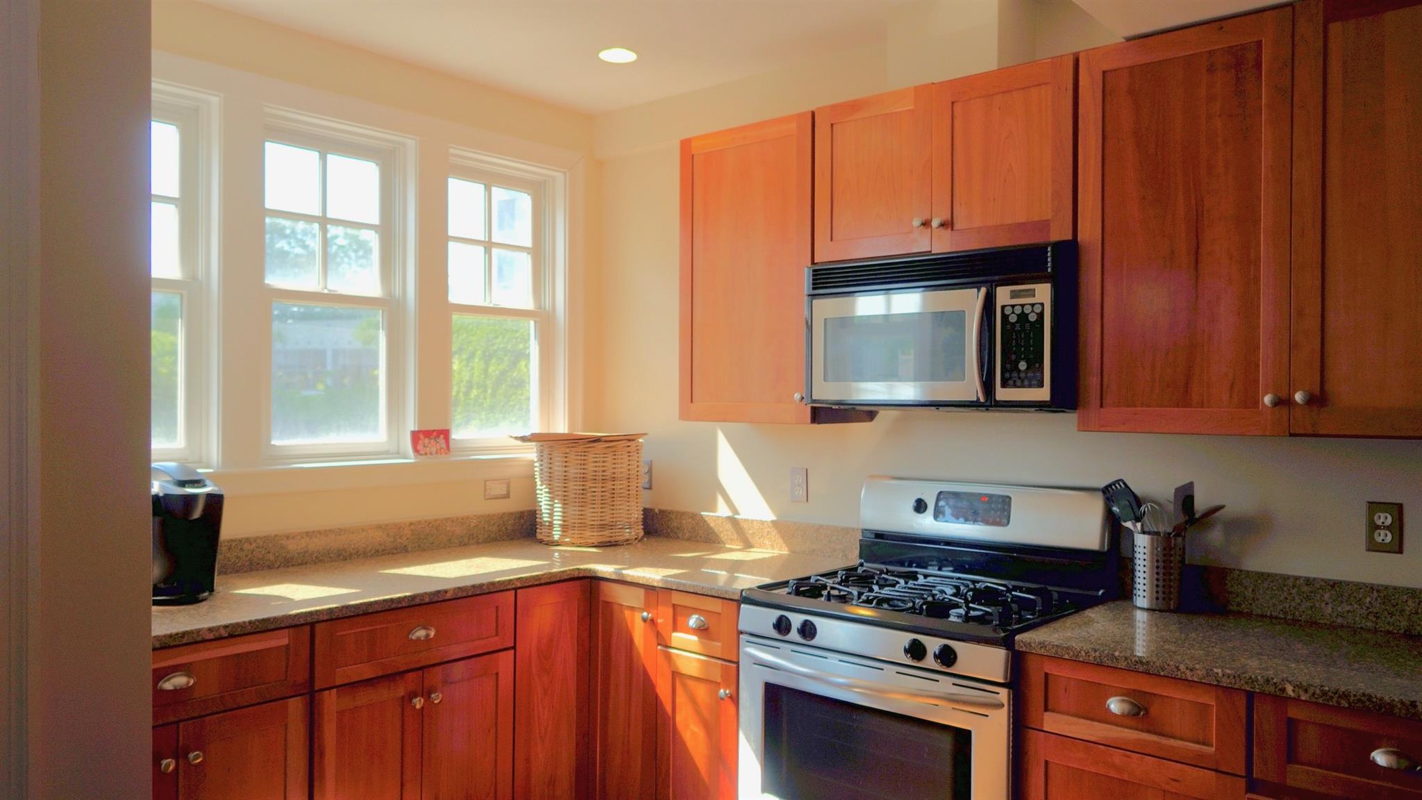 32 Elmer St, Harvard Square