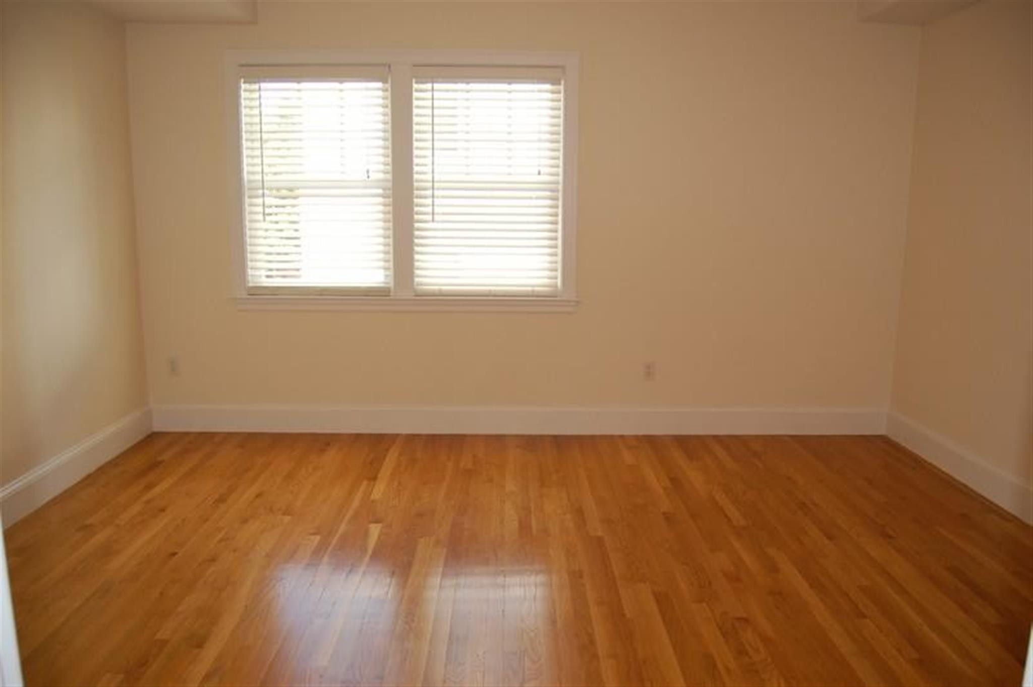 32 Elmer St, Harvard Square