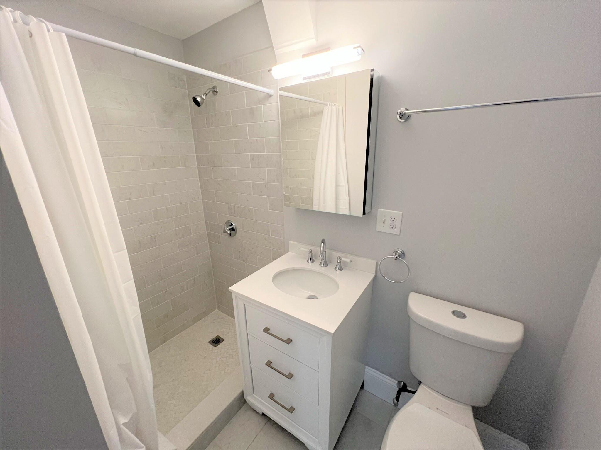 372 Oxford St, Porter Square