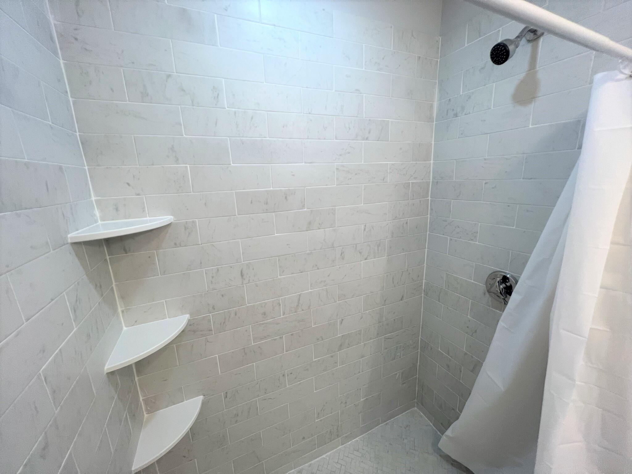 372 Oxford St, Porter Square