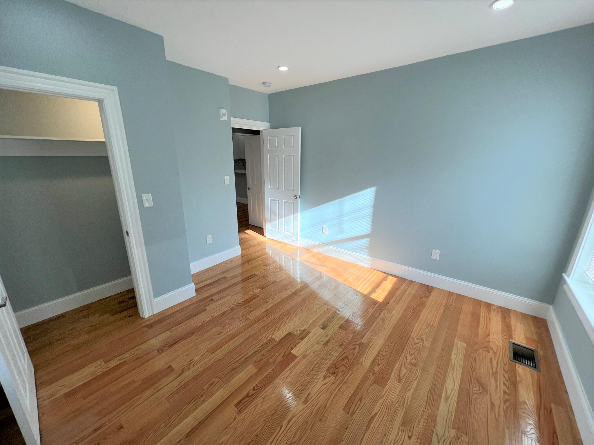 372 Oxford, Porter Square