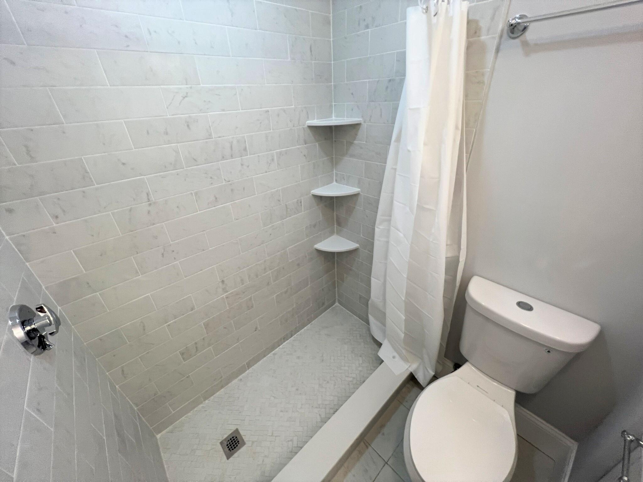 372 Oxford St, Porter Square