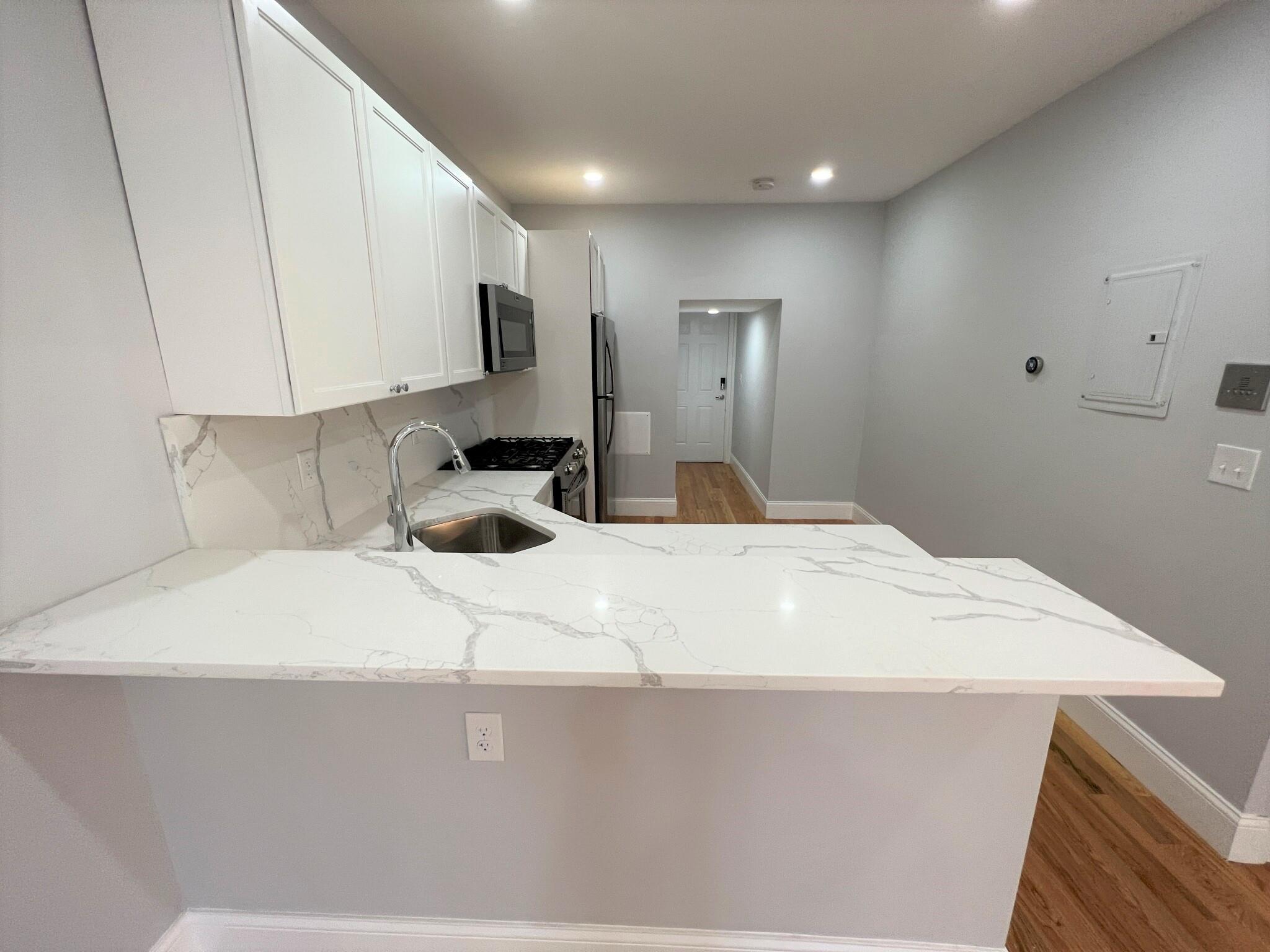 372 Oxford, Porter Square