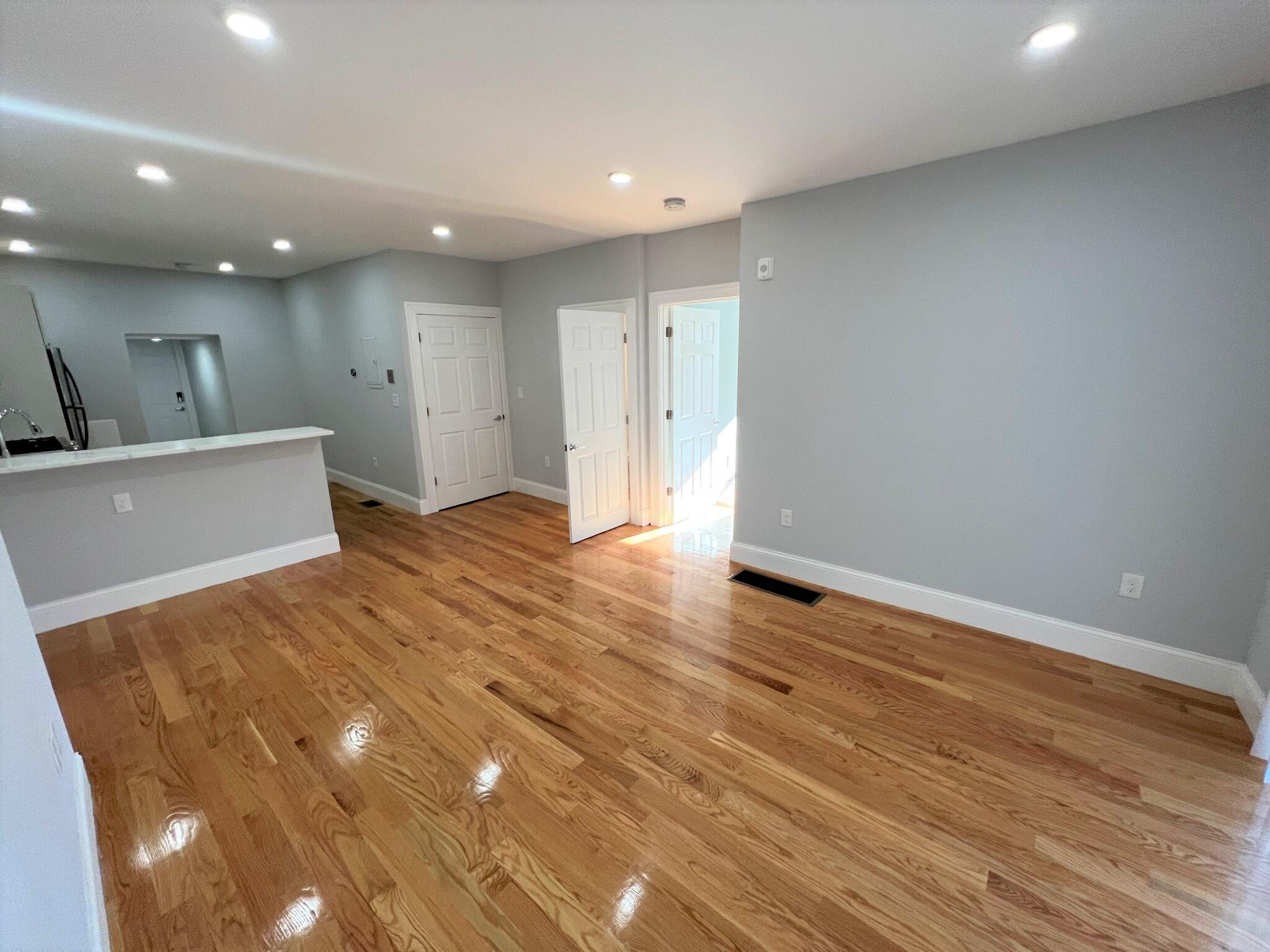 372 Oxford, Porter Square