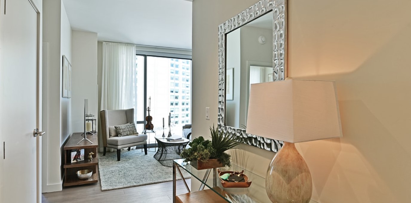 30 Dalton St, Back Bay