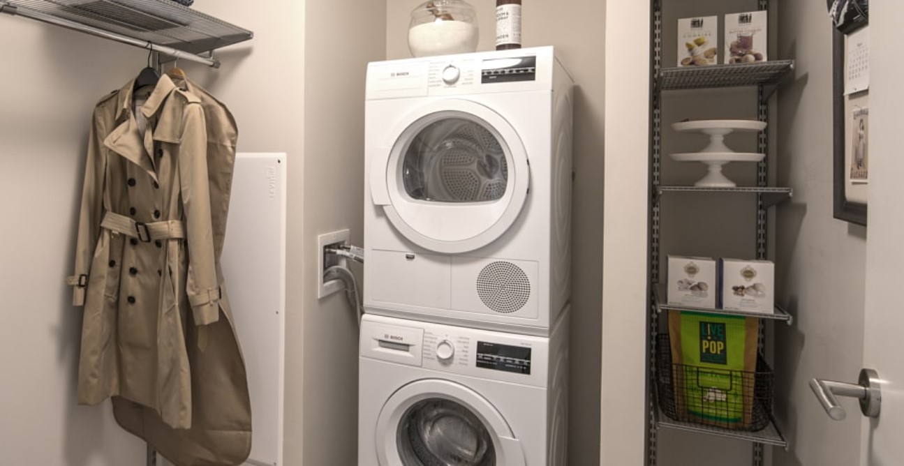 30 Dalton St, Back Bay