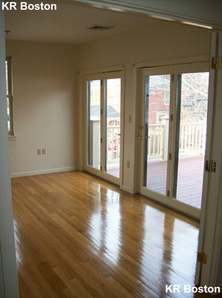 31 Channing St, Newton