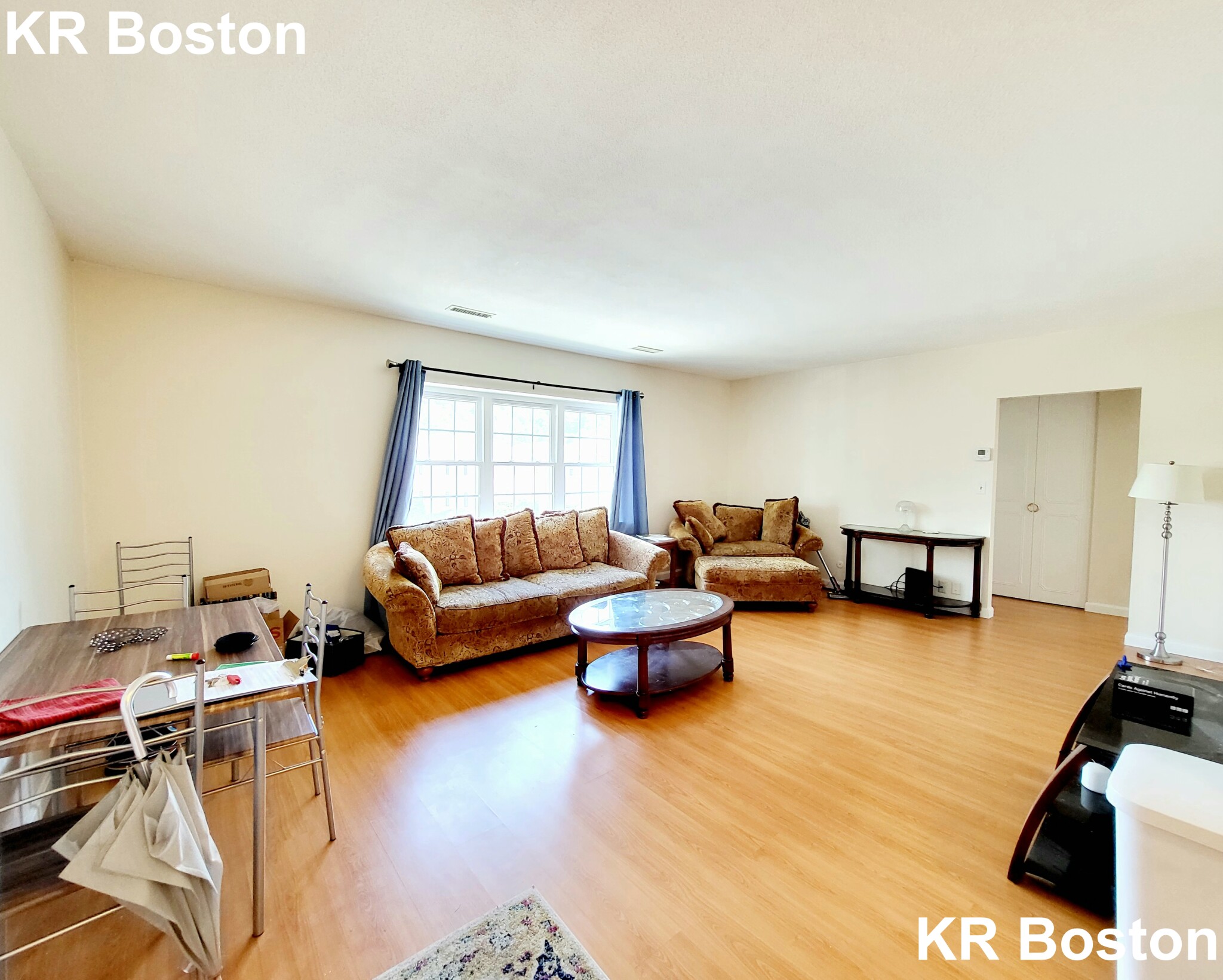 31 Lake Shore Ct, Brighton