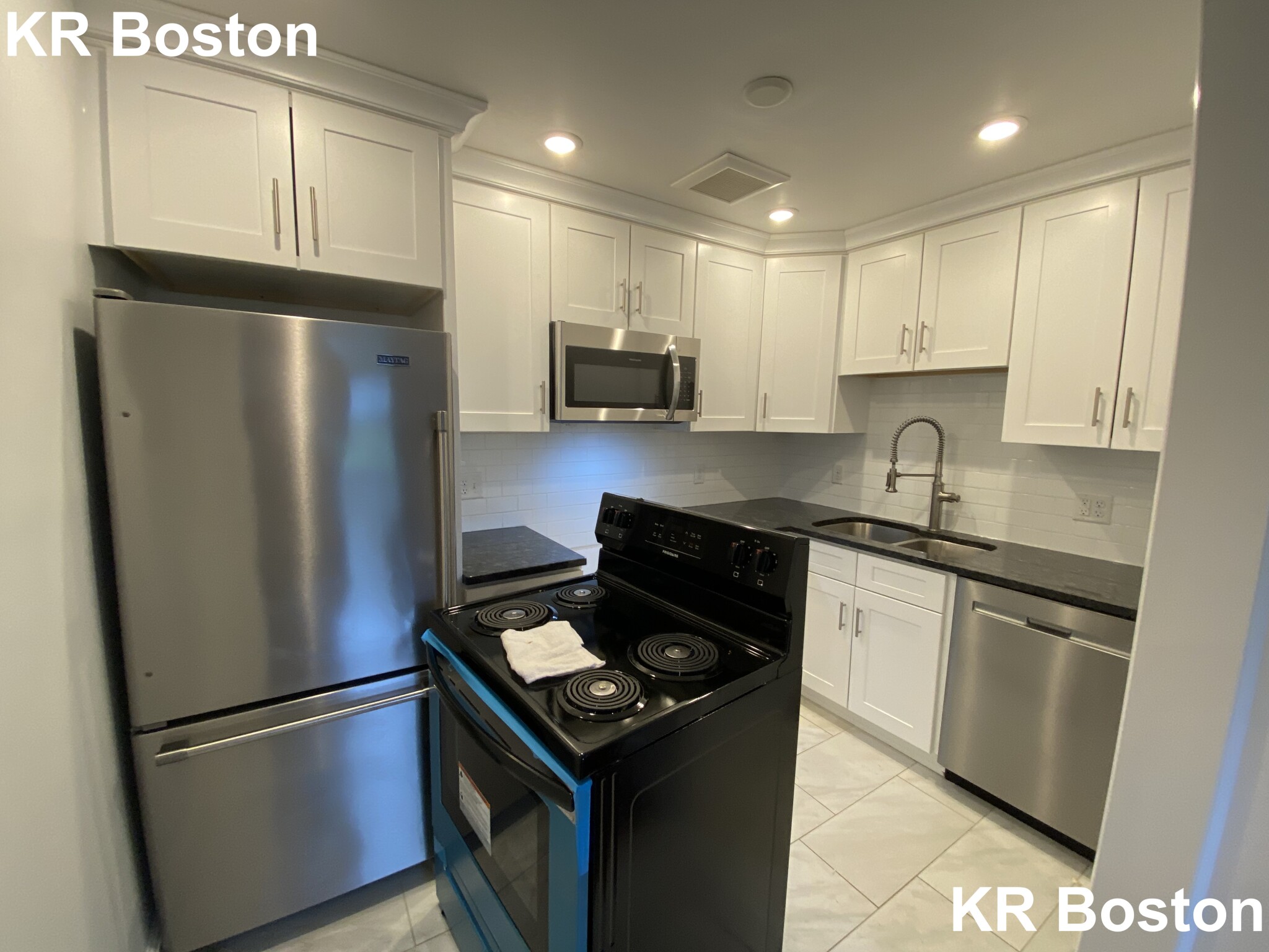 310 Tappan St, Washington Square