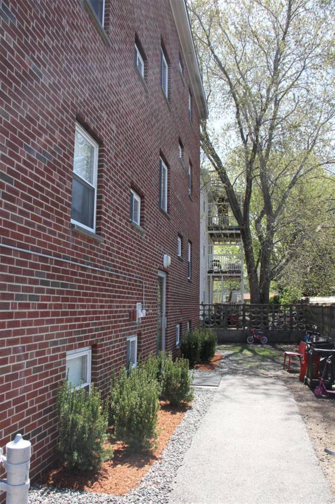 16 Westford, Allston