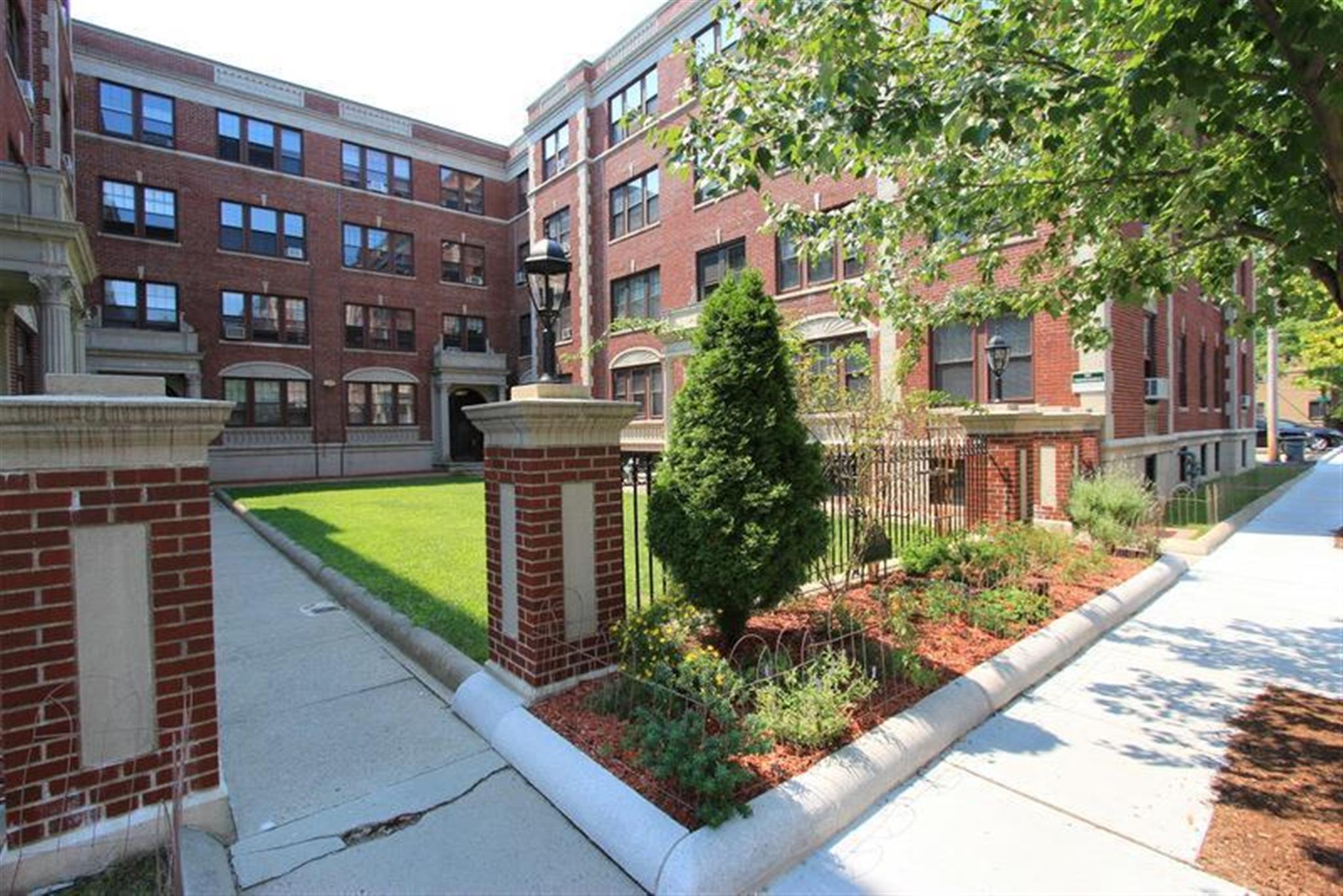 18 Forest St, Porter Square