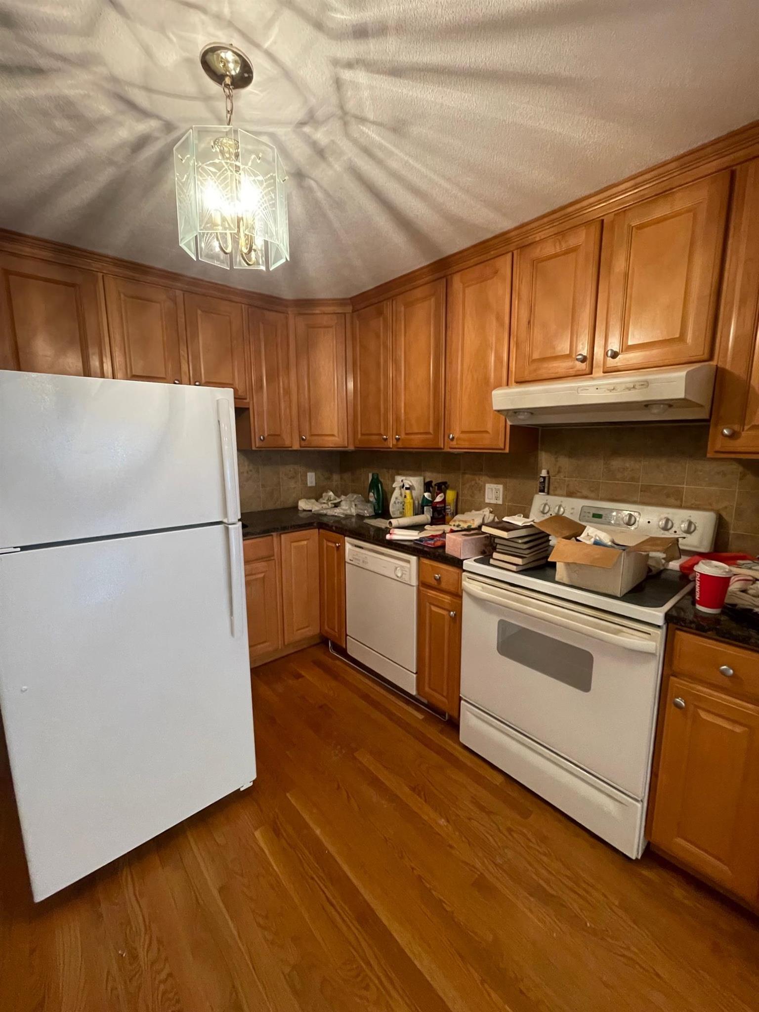 11 Cogswell Ave, Porter Square