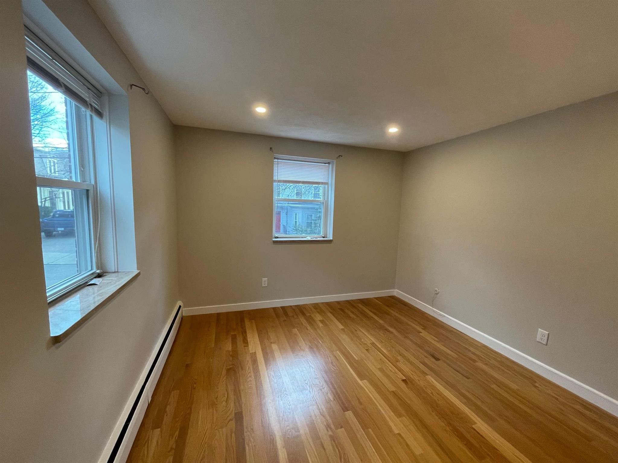 11 Cogswell Ave, Porter Square