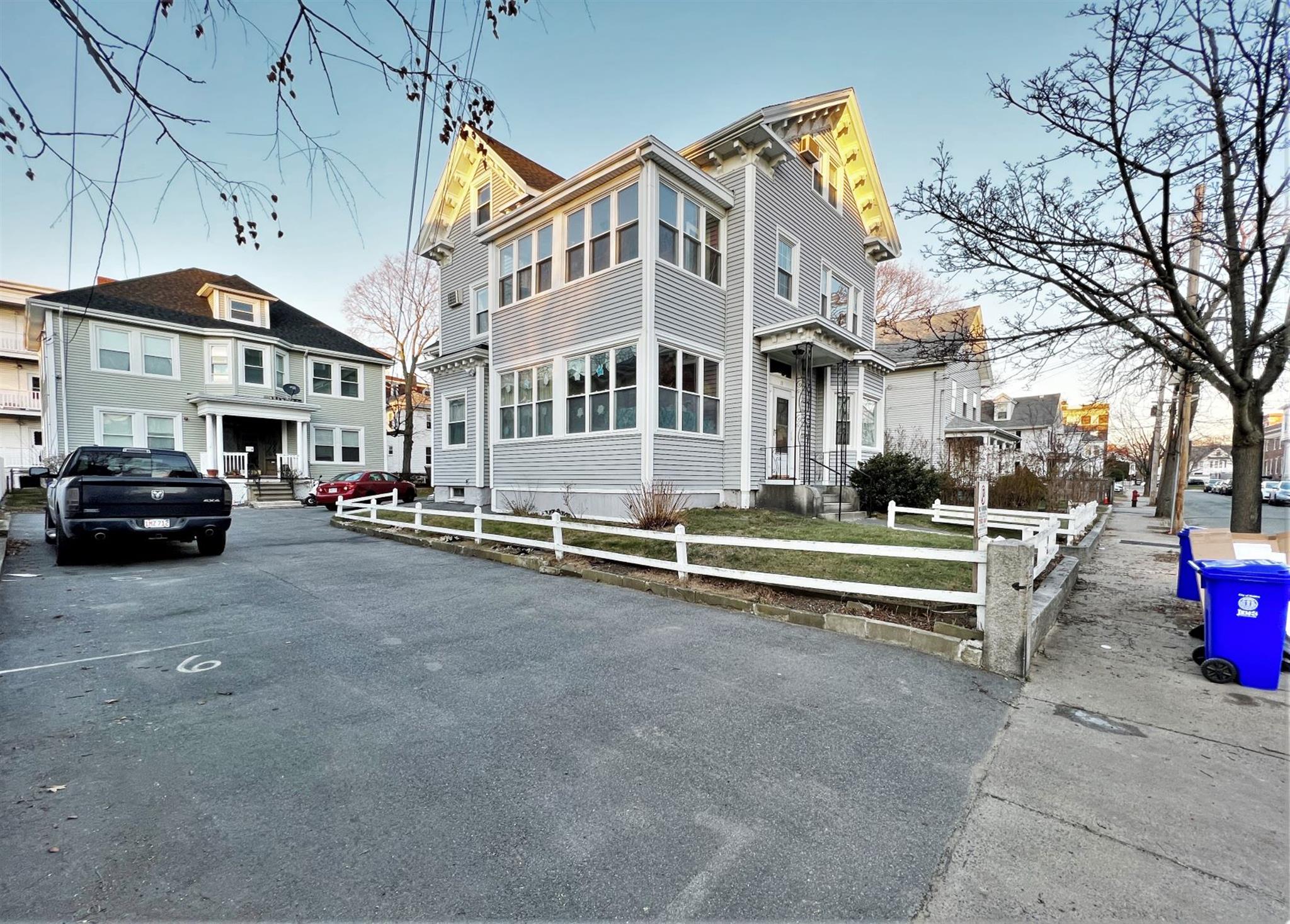 25 Chestnut St, Malden