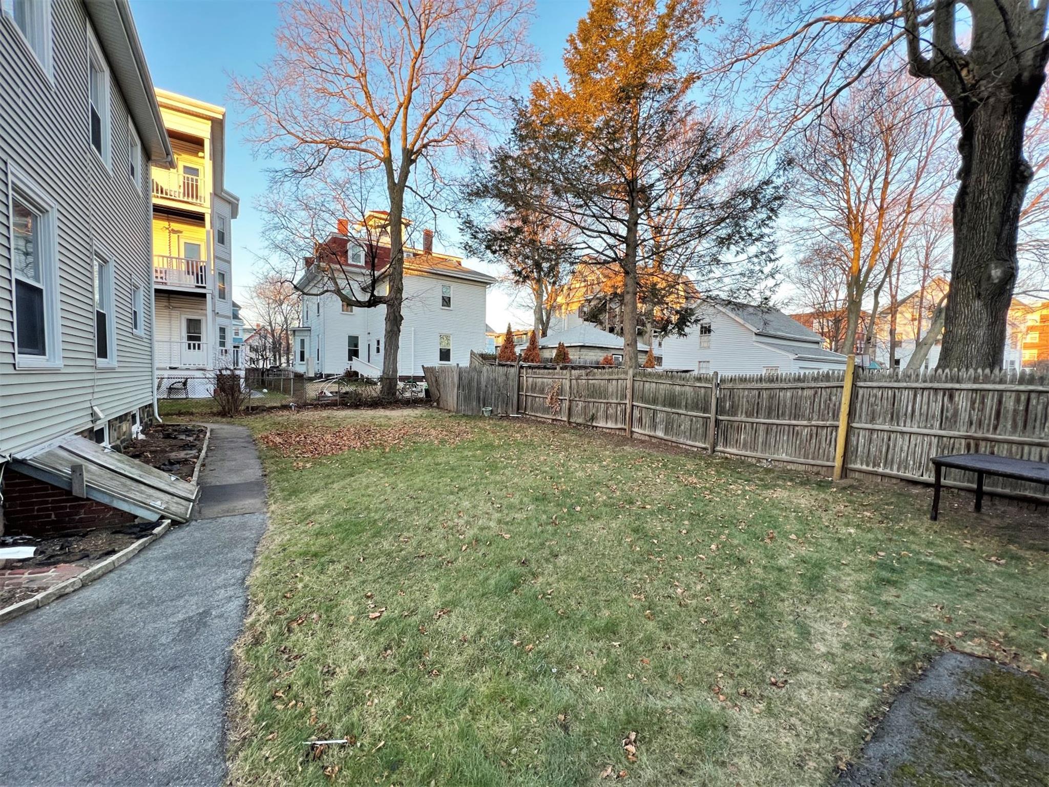 25 Chestnut St, Malden