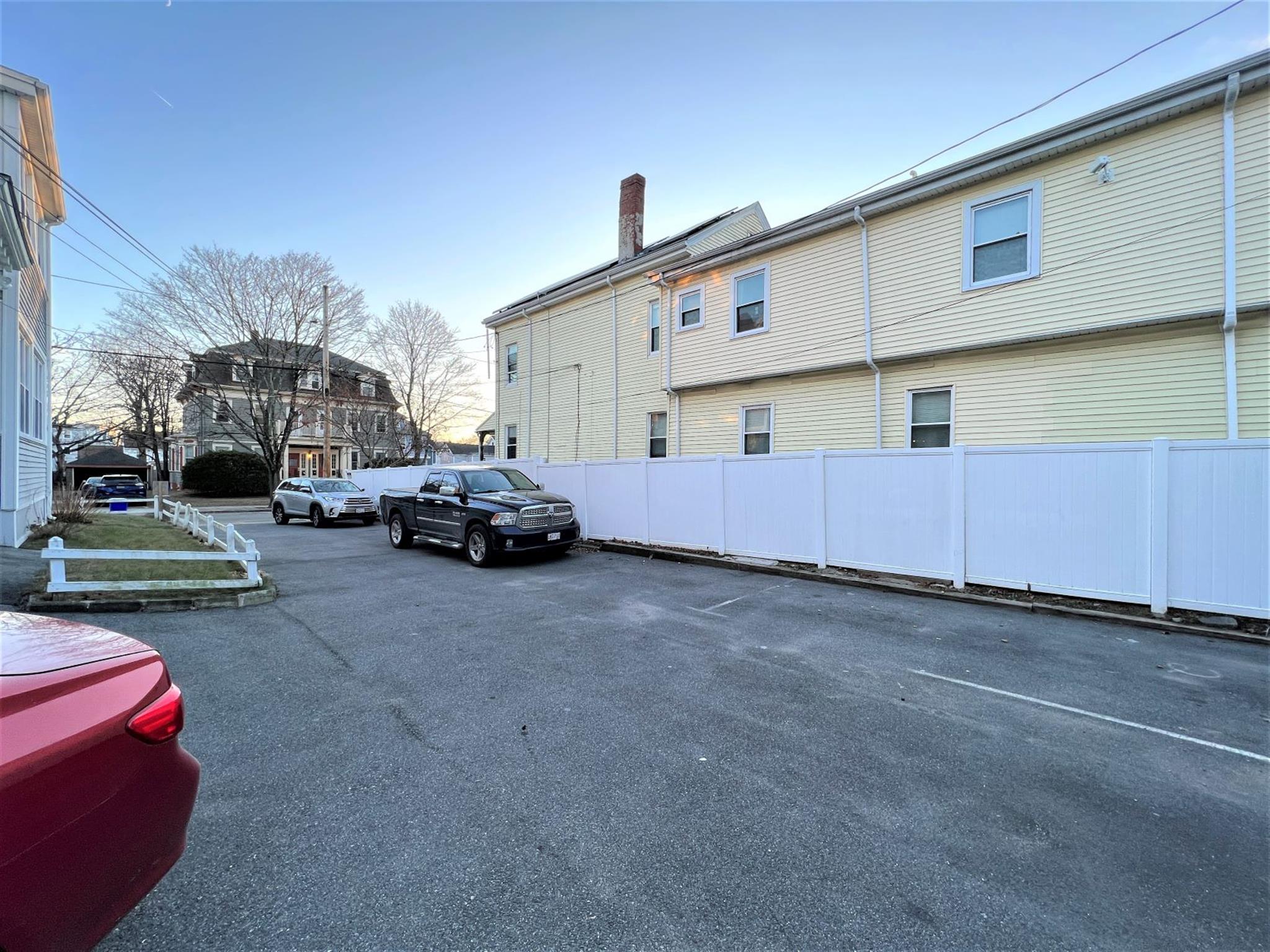 25 Chestnut St, Malden