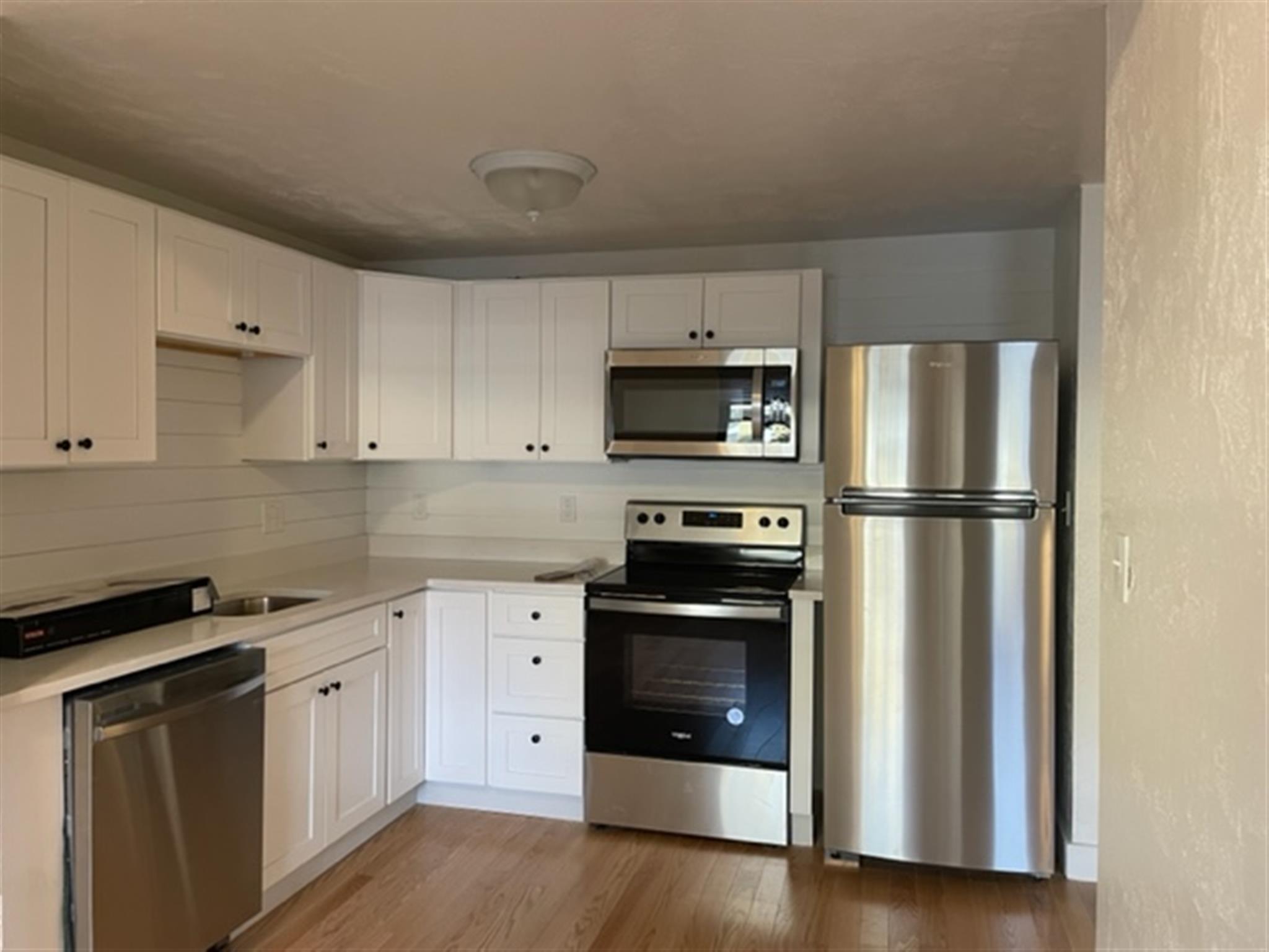 111 Walnut St, Winter Hill