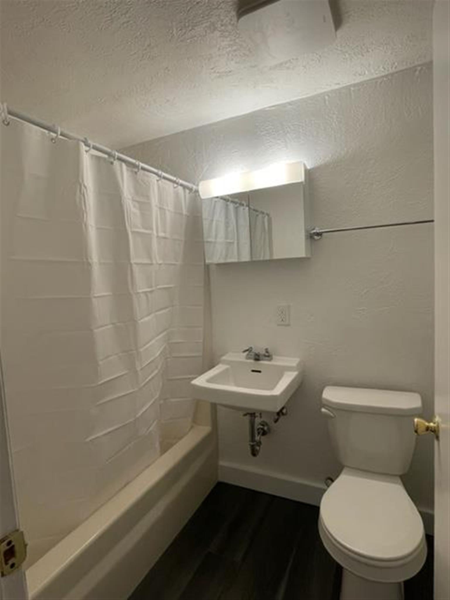 111 Walnut St, Gilman Square