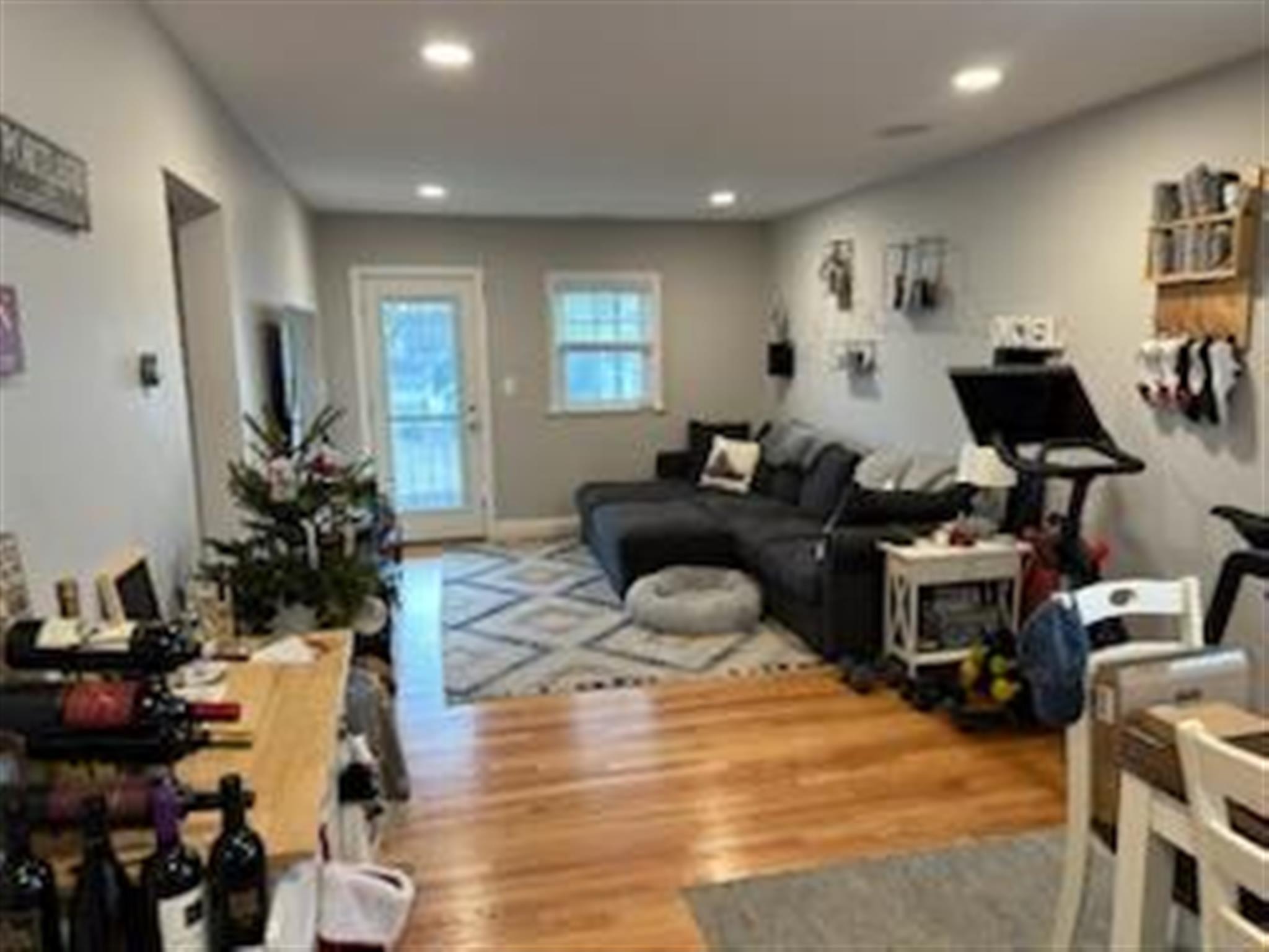 84 Billings Ave, Medford