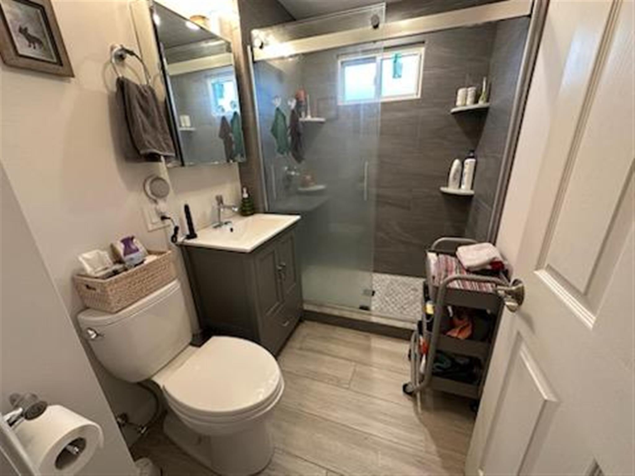 84 Billings Ave, Medford