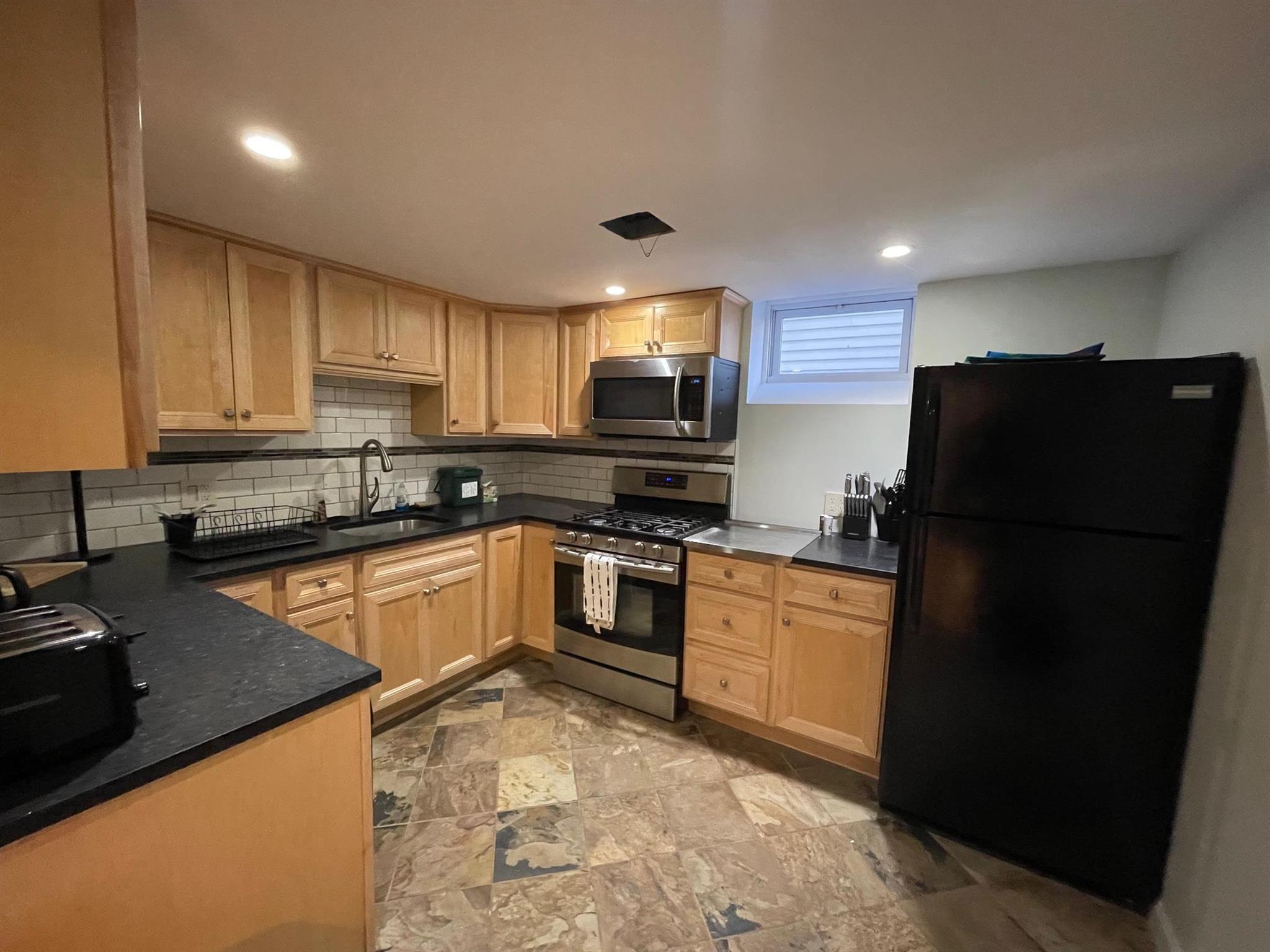 88 Park Ave, Huron Village