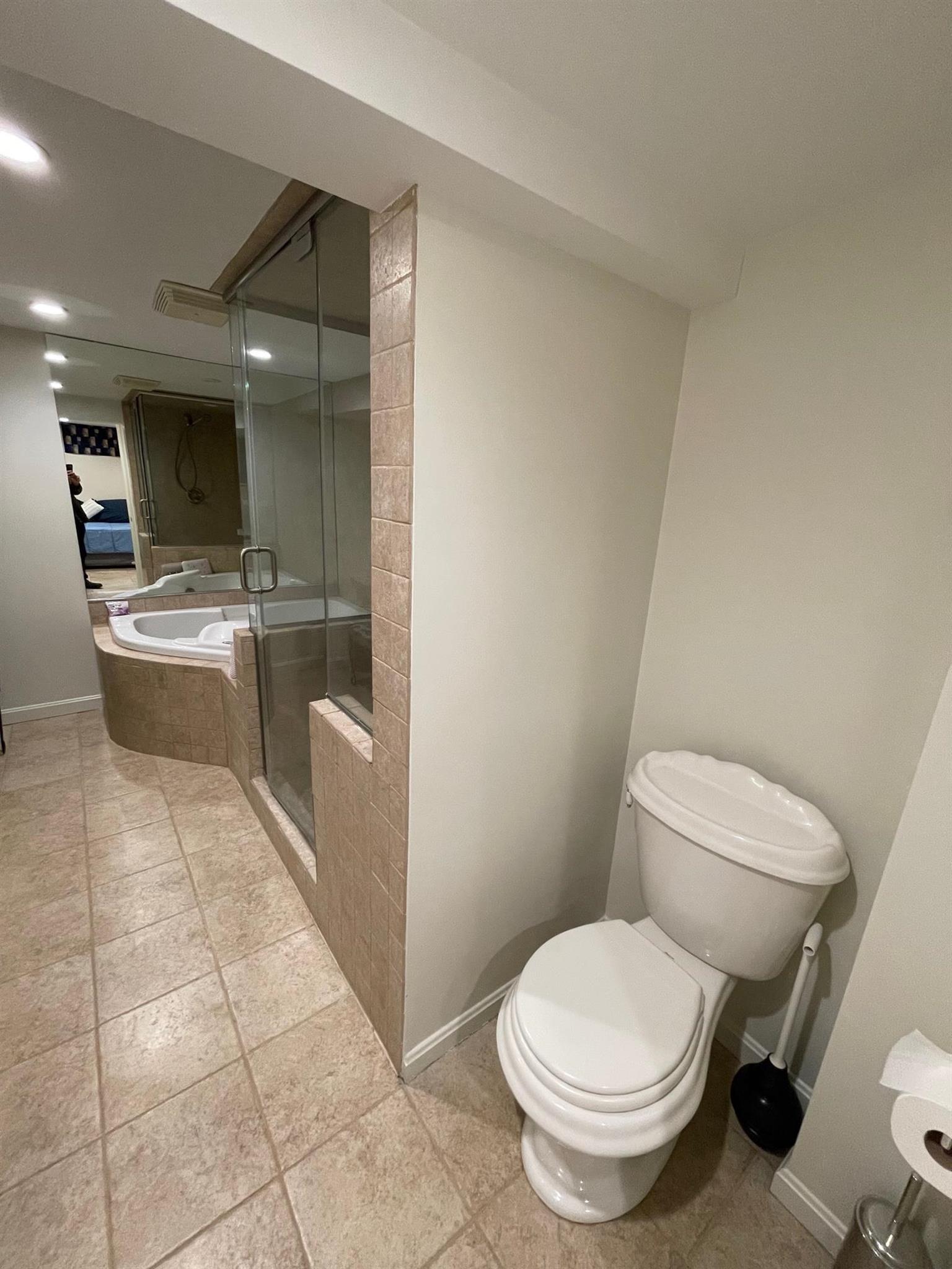 88 Park Ave, Huron Village