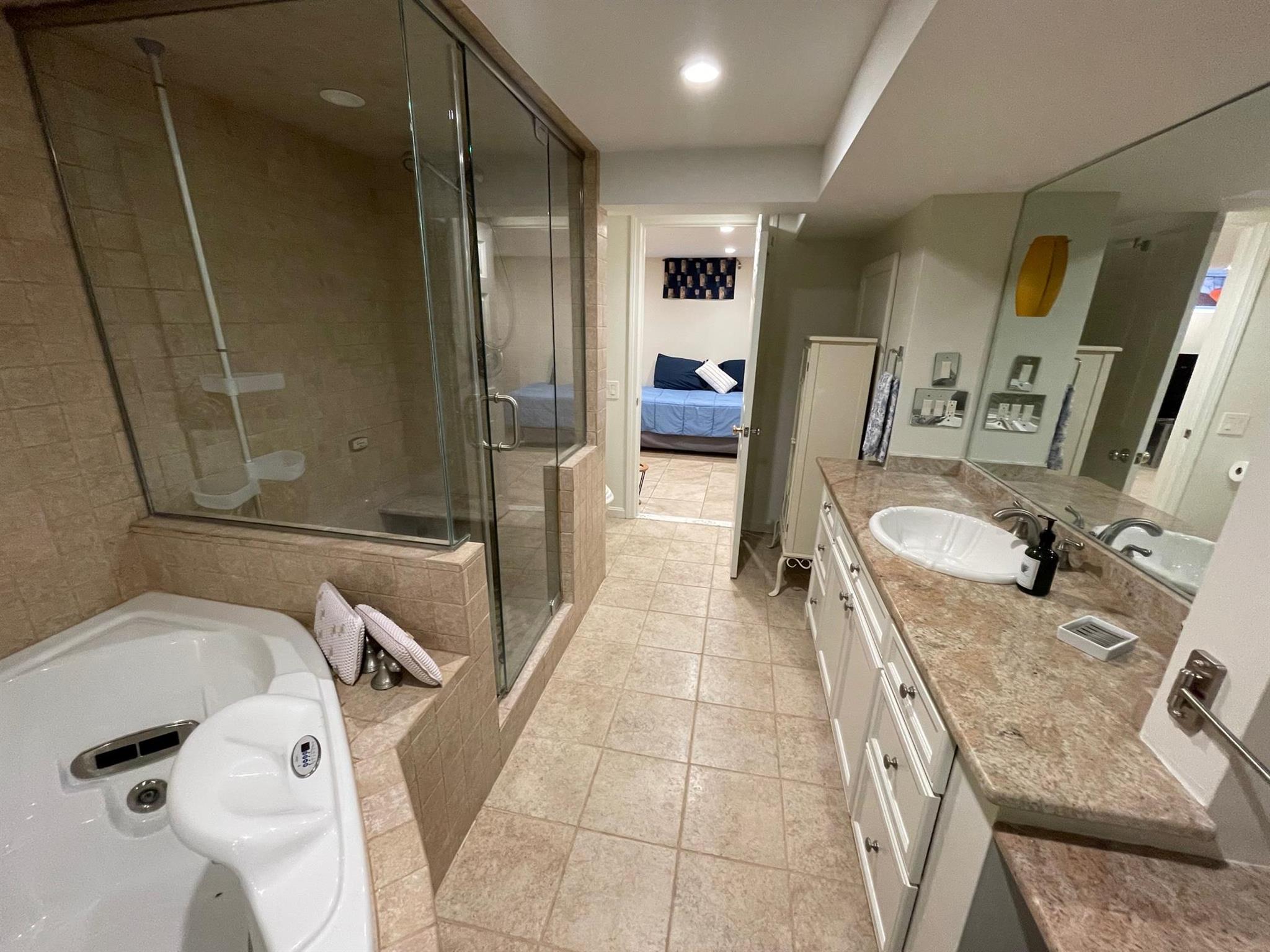 88 Park Ave, Huron Village