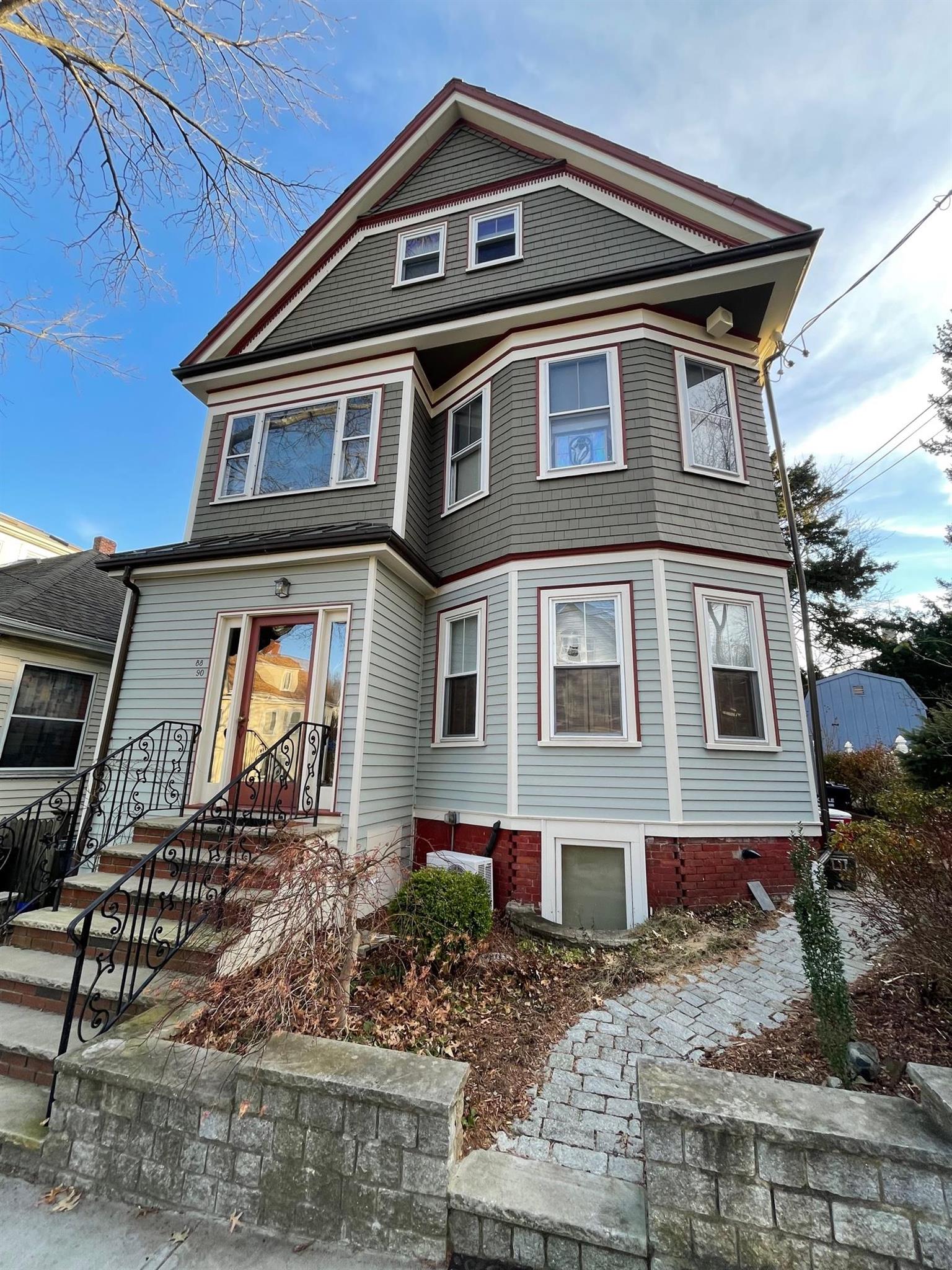 88 Park Ave, North Cambridge