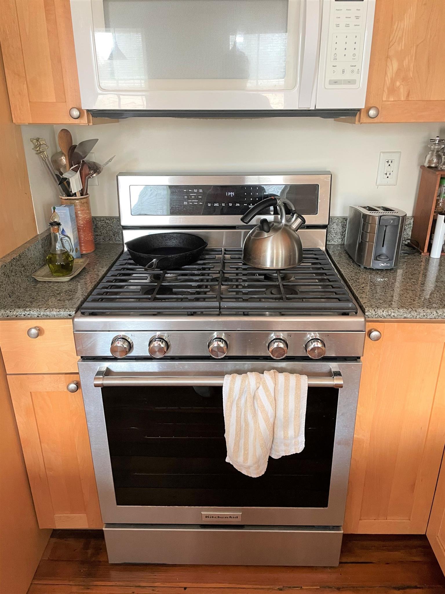 30 Healey St, Harvard Square