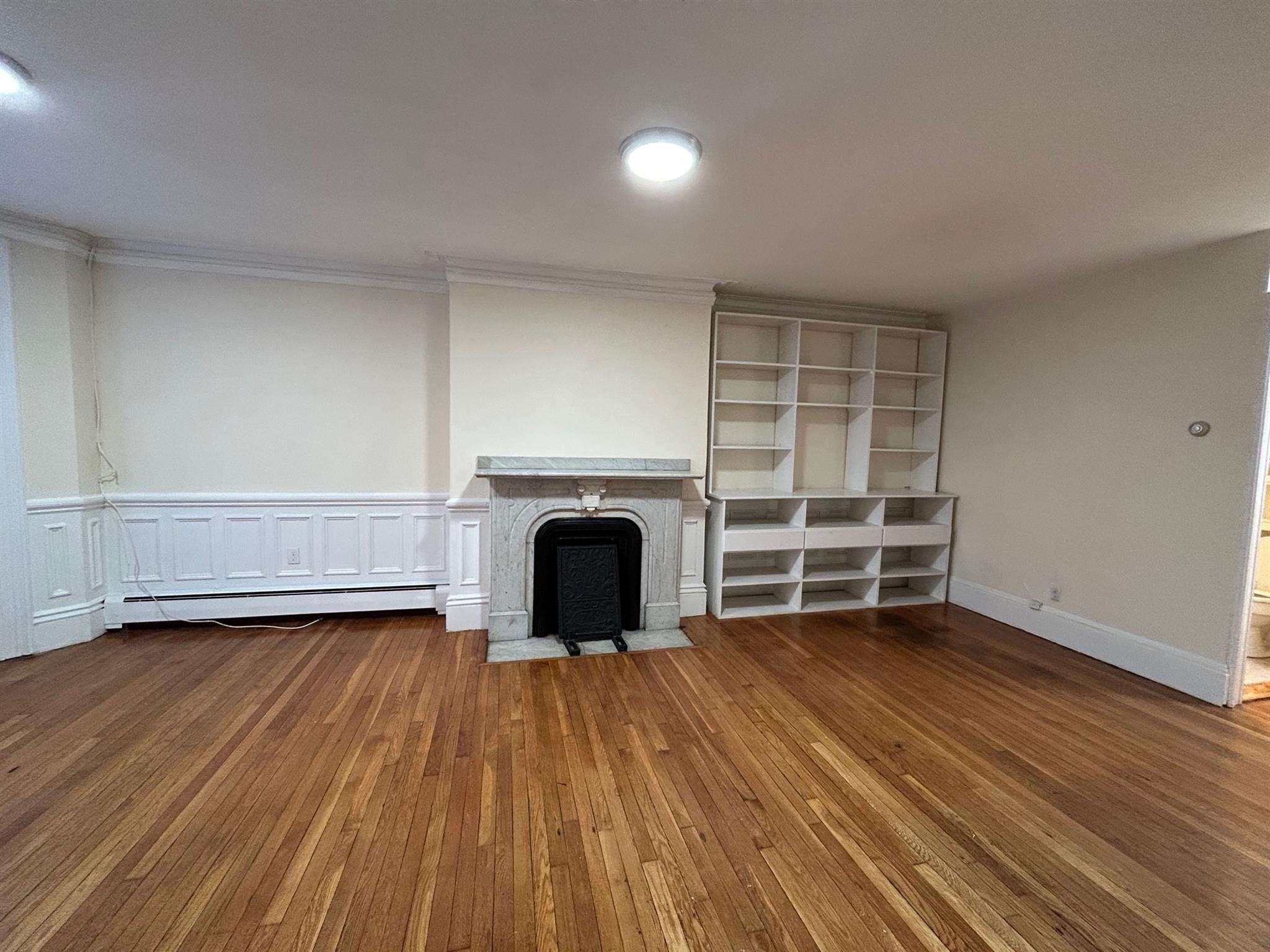 16 Yarmouth St, Back Bay