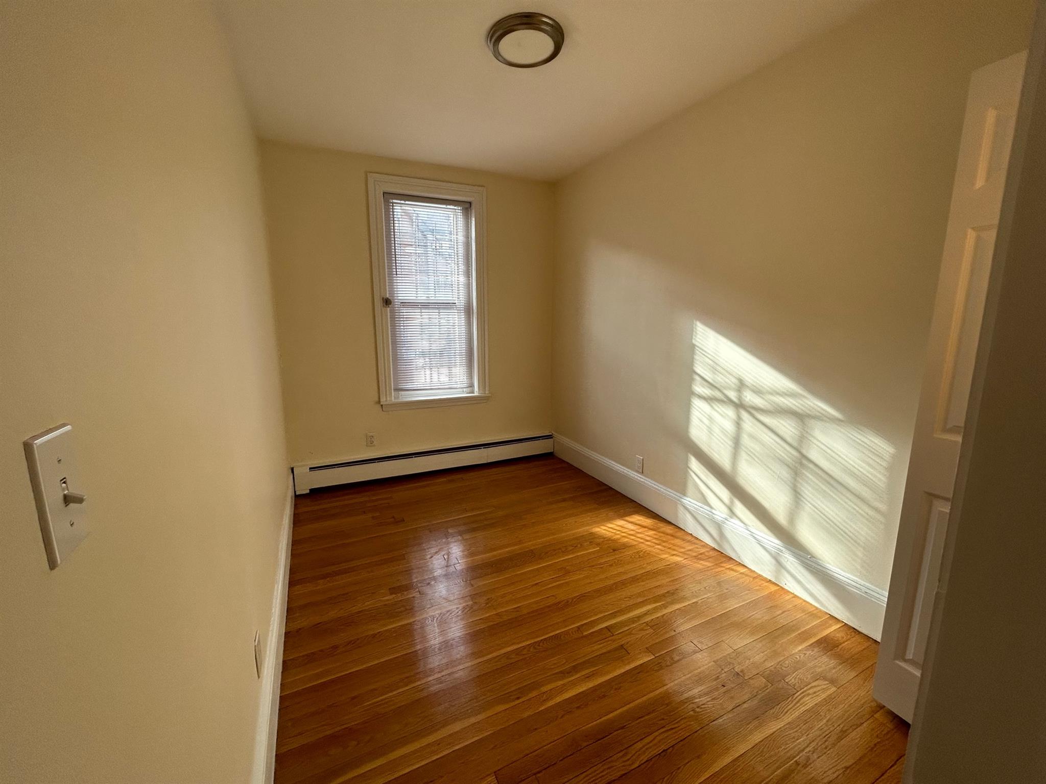 16 Yarmouth St, Back Bay