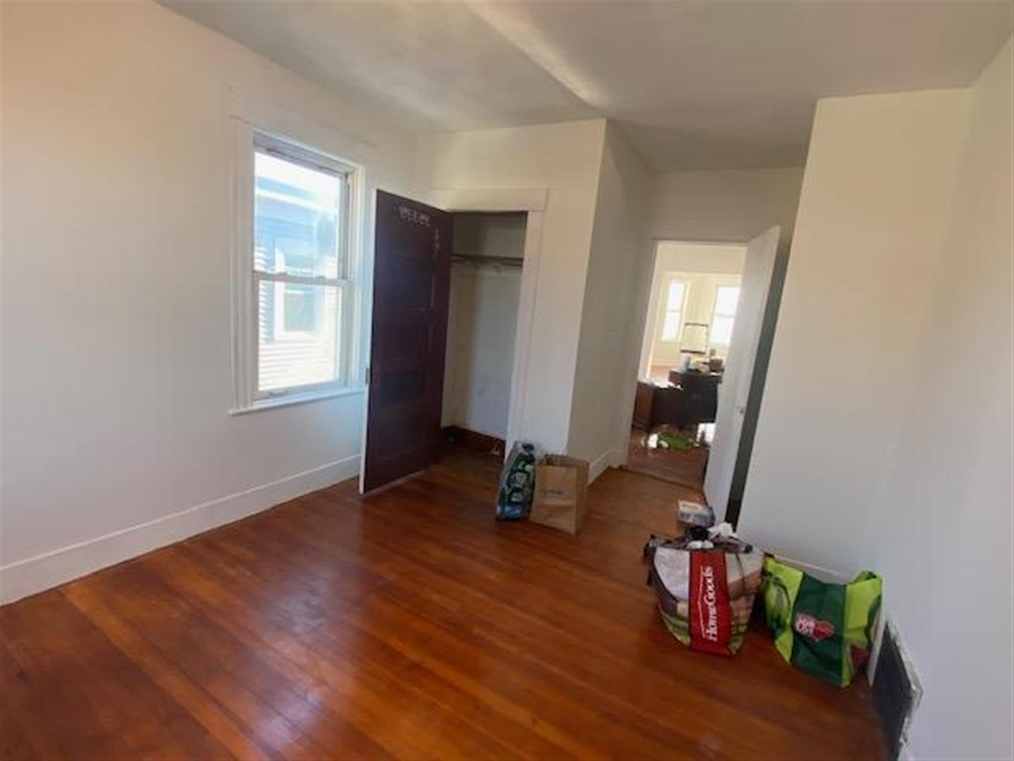 59 Conwell Ave, Davis Square