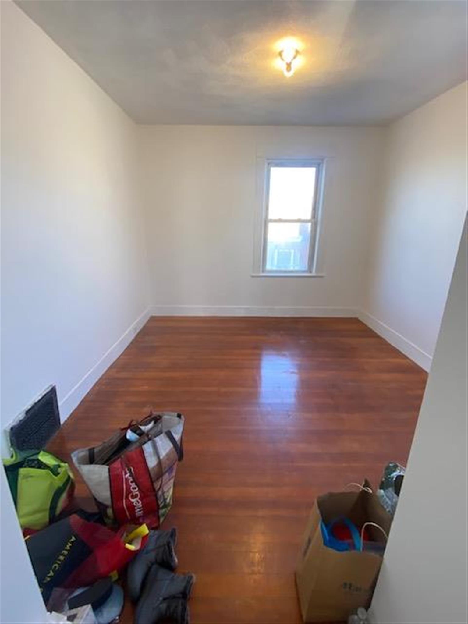 59 Conwell Ave, Davis Square