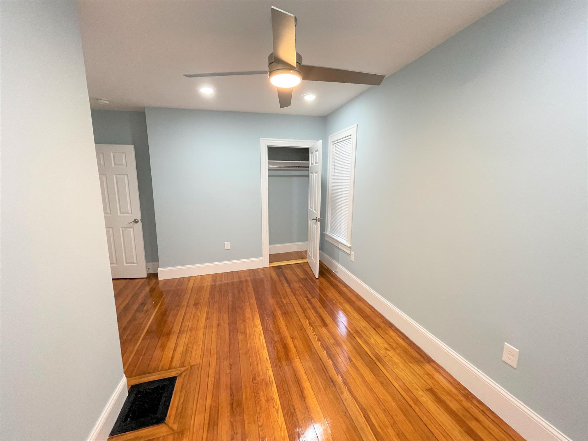 3 Mossland St, Porter Square