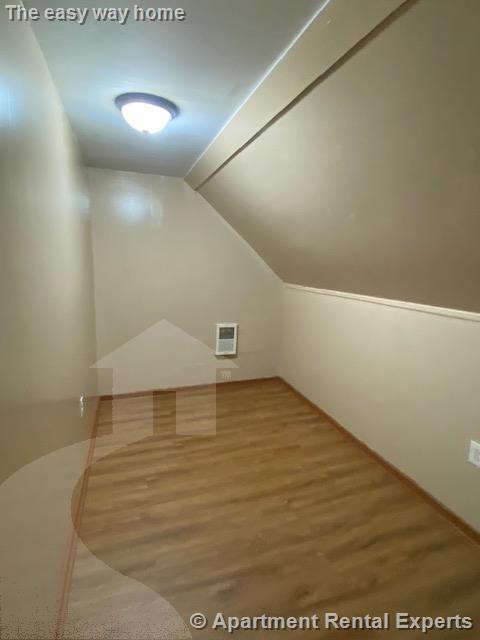 11 Oakland Av, Winter Hill