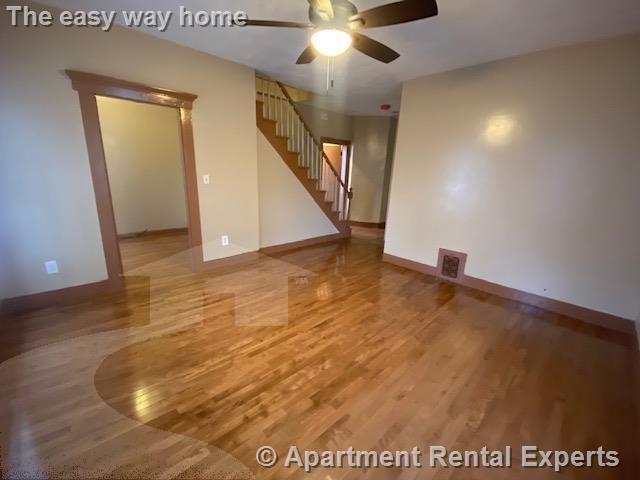 11 Oakland Av, Winter Hill