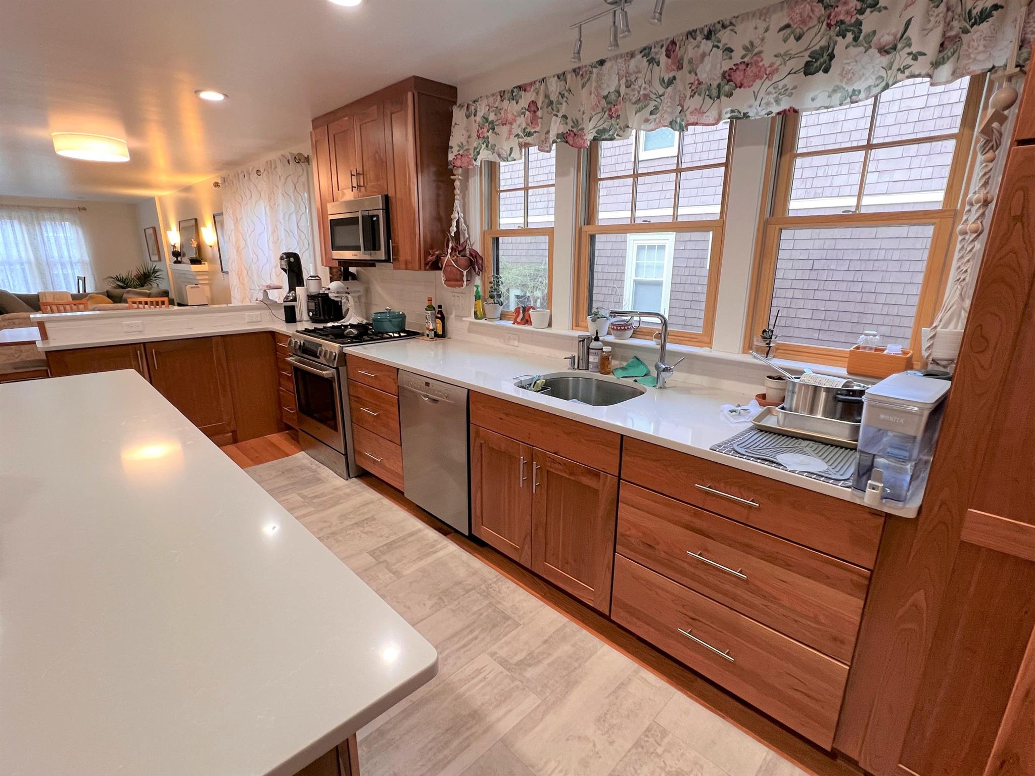 8 Goodman Rd, Cambridgeport