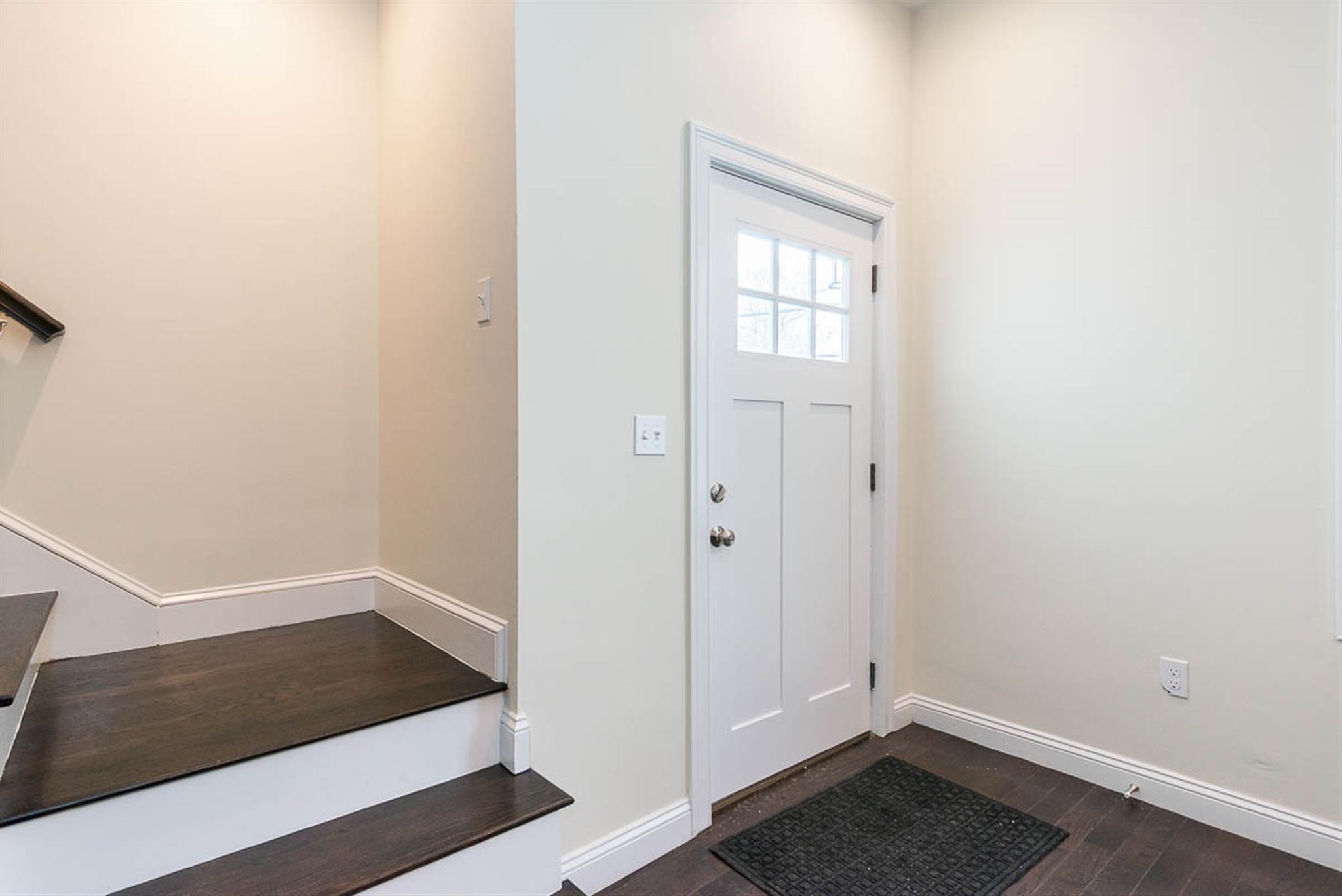 10 Marion St, Medford