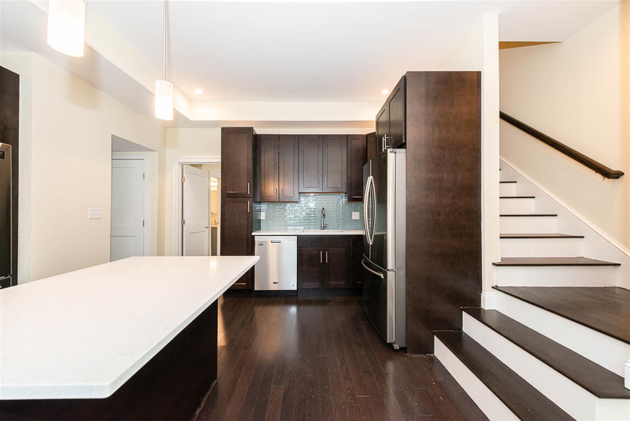 10 Marion St, Medford