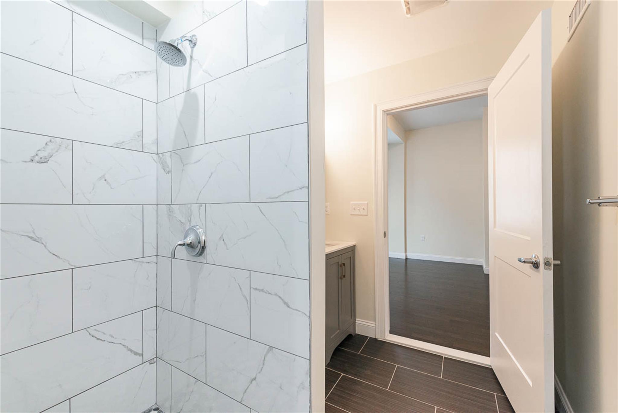 10 Marion St, Medford