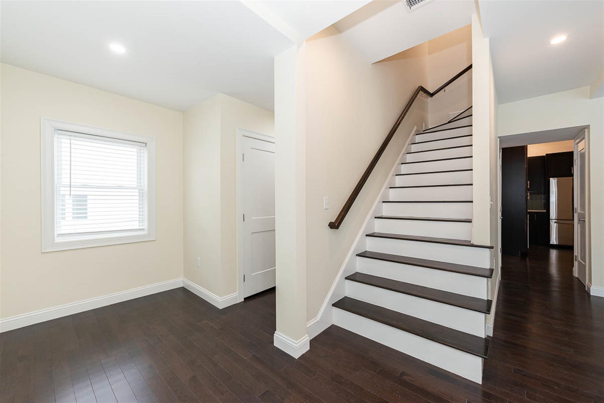 10 Marion St, Medford