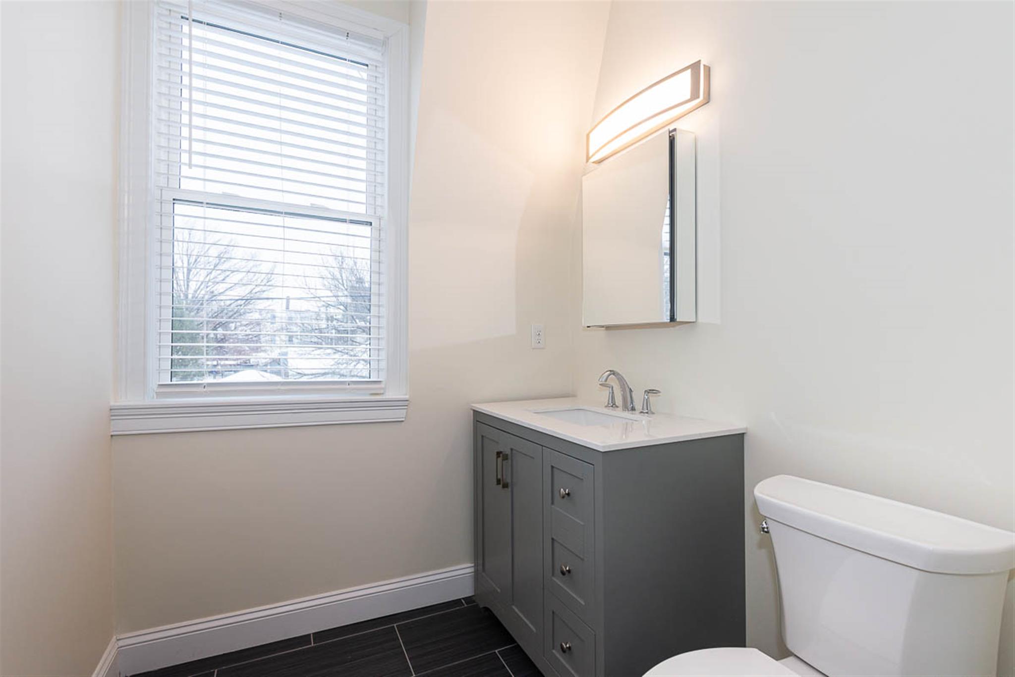 10 Marion St, Medford