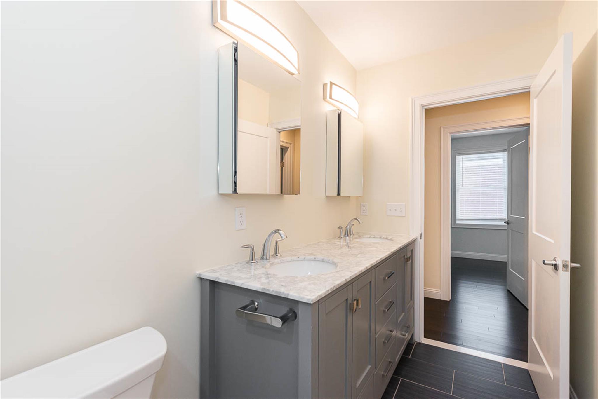 10 Marion St, Medford