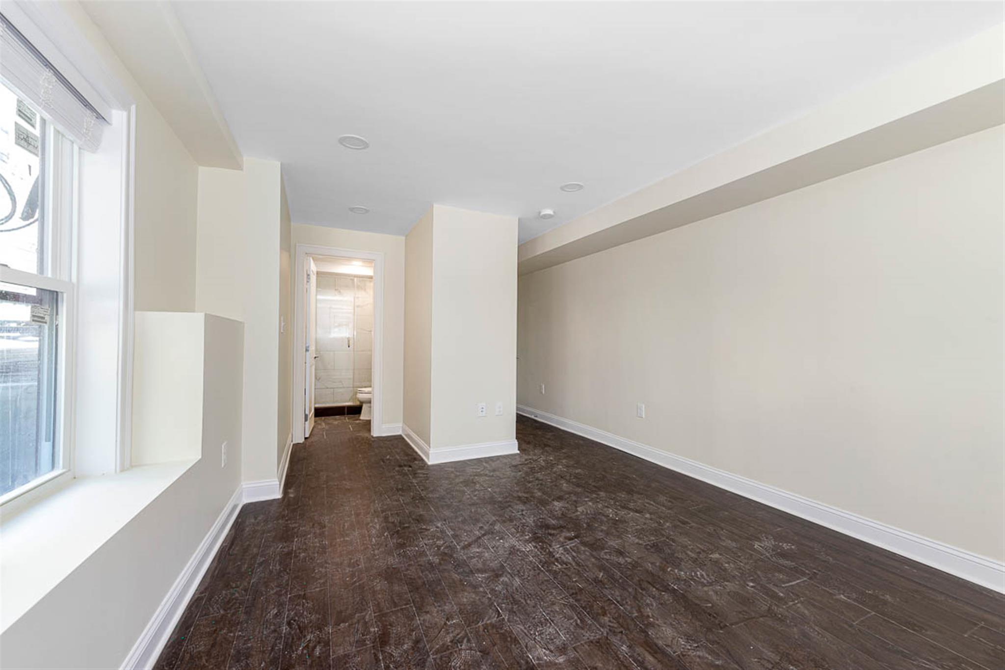 70 Stanley Ave, Medford