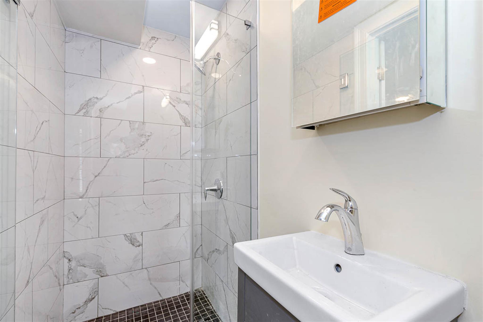 70 Stanley Ave, Medford