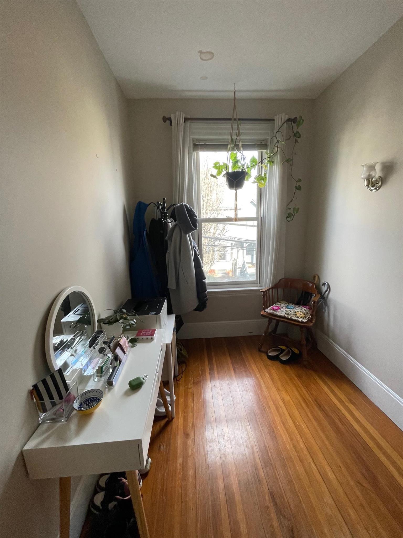 20 Park Ave, Davis Square