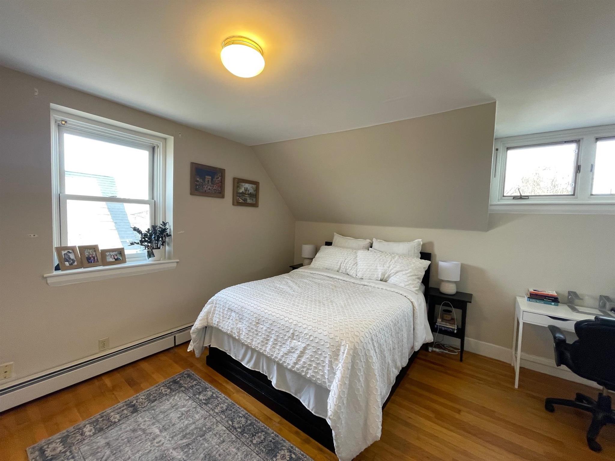 20 Park Ave, Davis Square