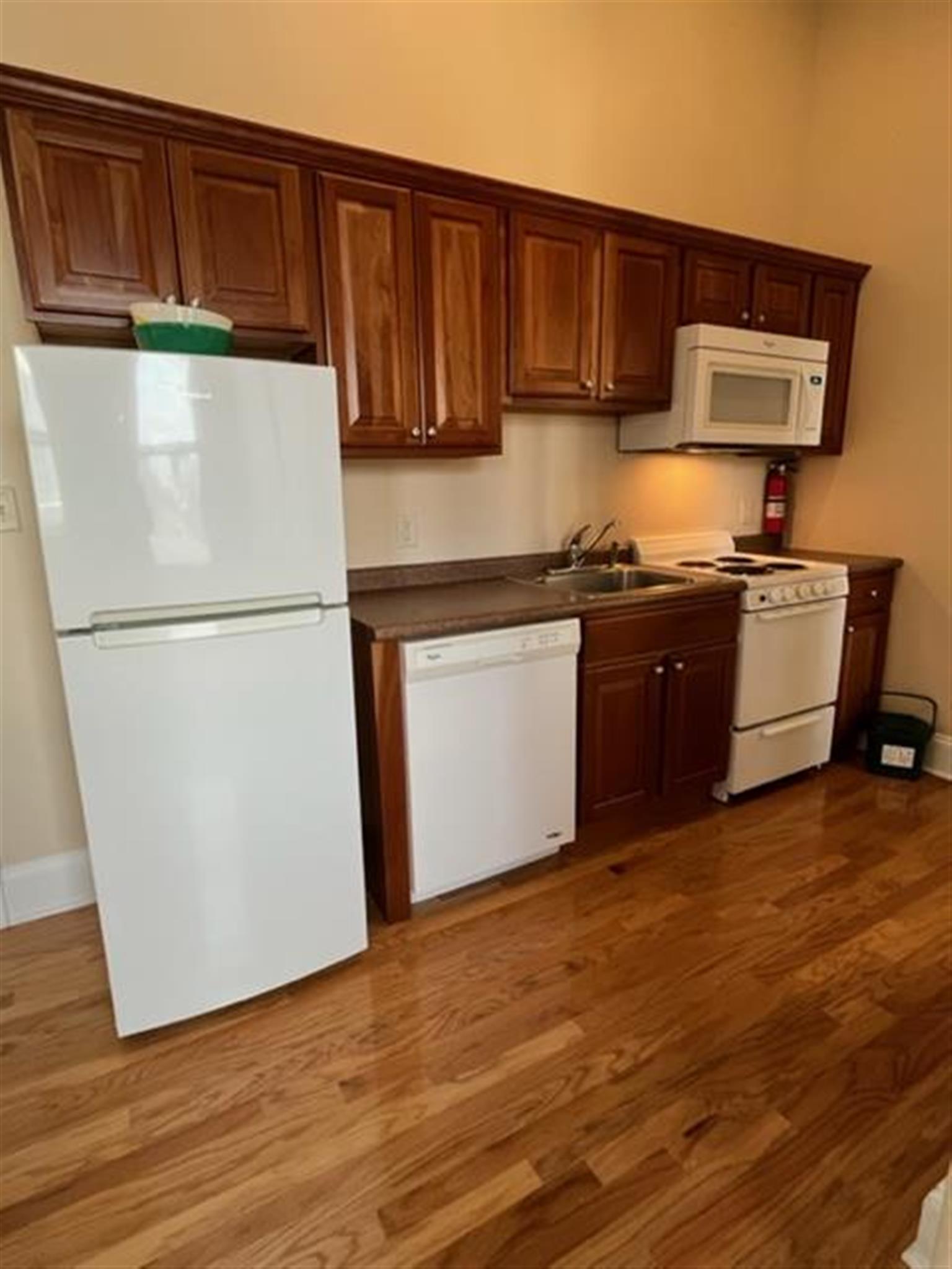 888 Massachusetts Ave, Central Square